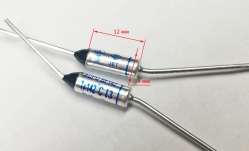 Термопредохранитель 142°С 10А 250V