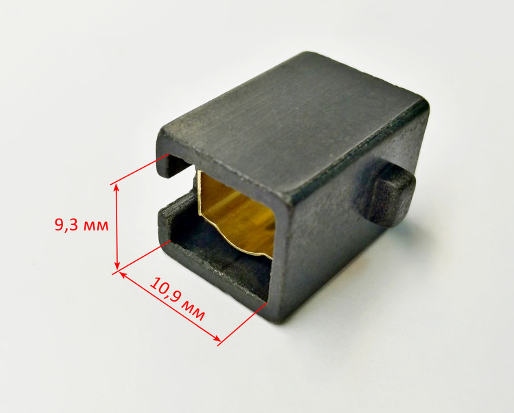 Корпус угольной щетки для ДУ-13/580(19) Ресанта GUX